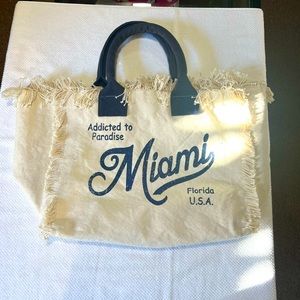 St. Barth’s “Miami” tote size large